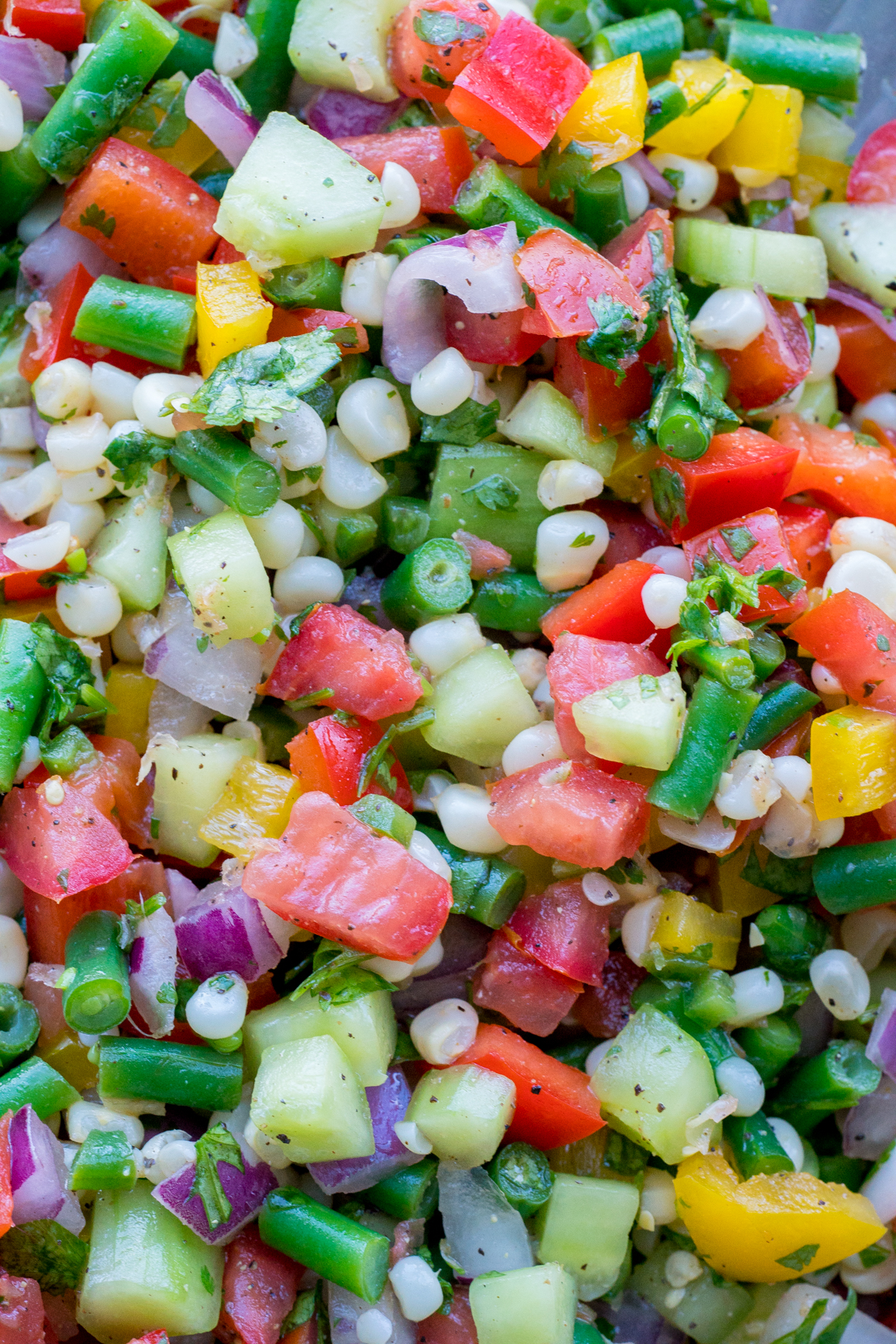 https://cdn.greatlifepublishing.net/wp-content/uploads/sites/2/2019/08/21173418/Martha-Stewarts-Chopped-Vegetable-Salad-4.jpg