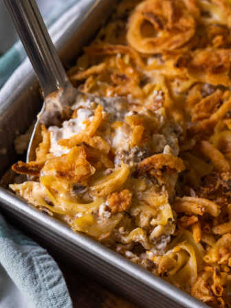 French Onion Beef Noodle Bake | 12 Tomatoes