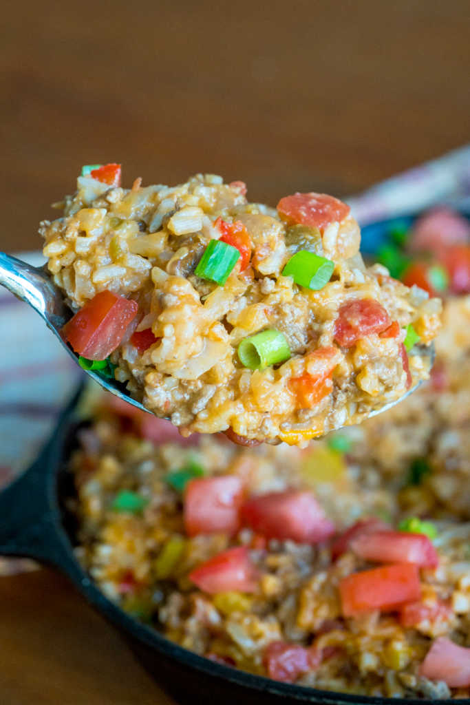 Weeknight Cheesy Taco Rice Skillet | 12 Tomatoes