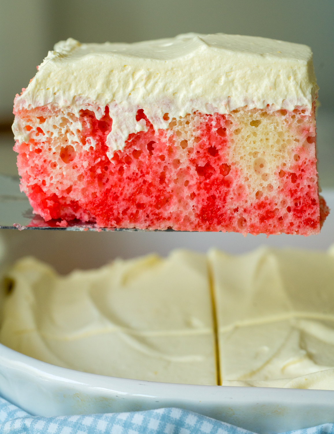 Strawberry Poke Cake-image