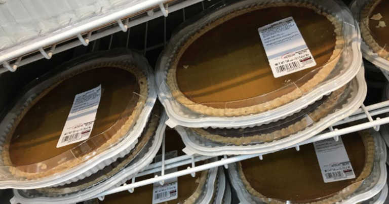 Costco Is Selling A 4-Pound Pumpkin Pie
