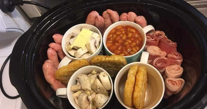 People Are Freaking Out Over The Slow Cooker Big Breakfast