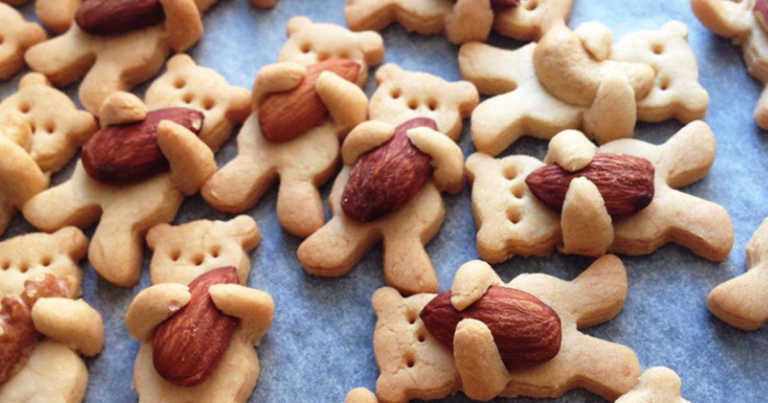 Adorable Bear Cookies Hugging Almond ‘Footballs’