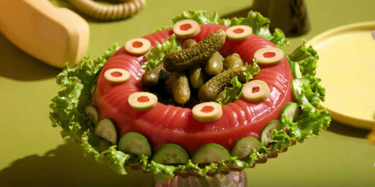 5 Recipes For The Perfect 70s Dinner Party
