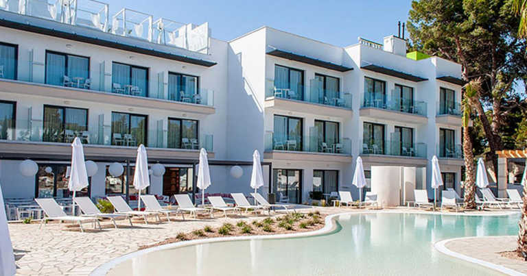 Women-Only Hotel Opens In Spain To Help Women Disconnect From The Stresses Of Daily Life
