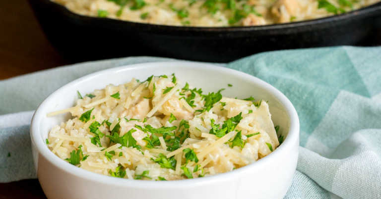 One-Pot Garlic Parmesan Chicken and Rice