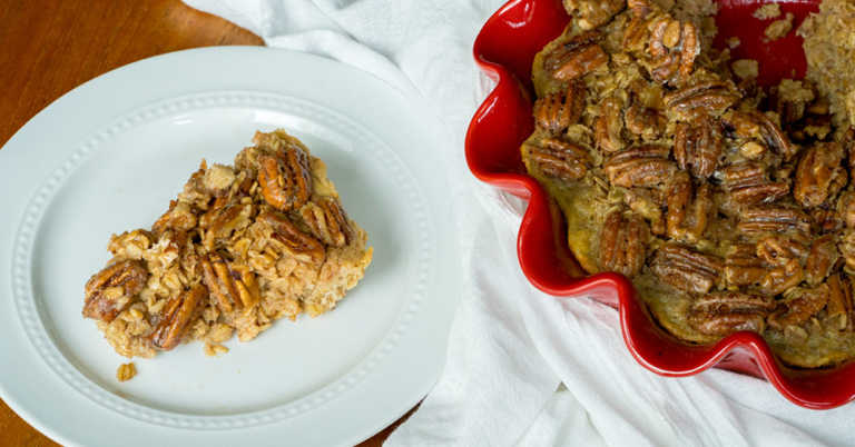 Pecan Pie Baked Oatmeal