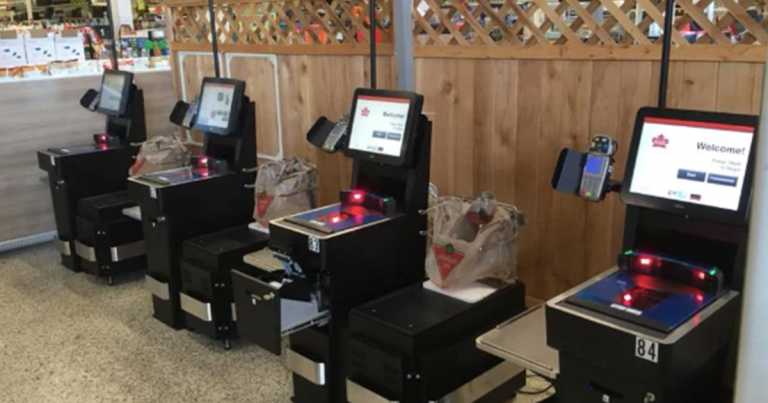 People Are Refusing To Use Self-Checkouts Cause They Think They’re Killing Jobs