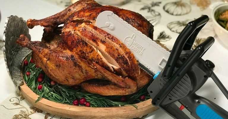 Break Thanksgiving Tradition With This Miniature Electric Chainsaw Carving Knife