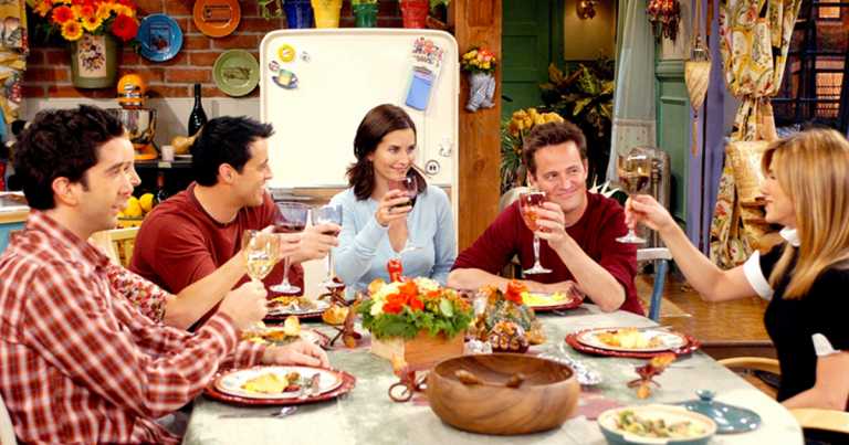 Young People Tend To Enjoy ‘Friendsgiving’ More Than Thanksgiving