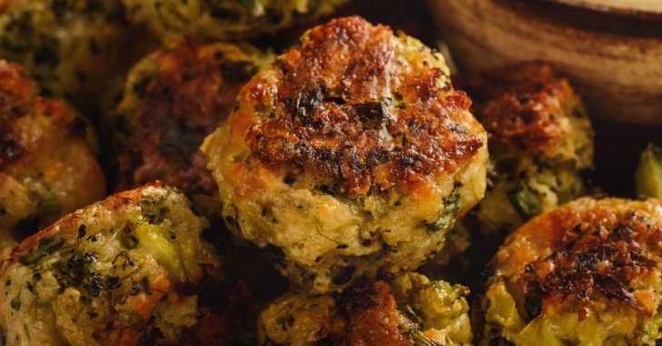 Baked Broccoli Cheese Fritters 12 Tomatoes