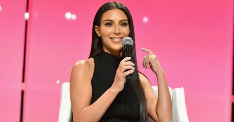 Kim Kardashian Microwaves M&Ms And Fans Are Freaking Out