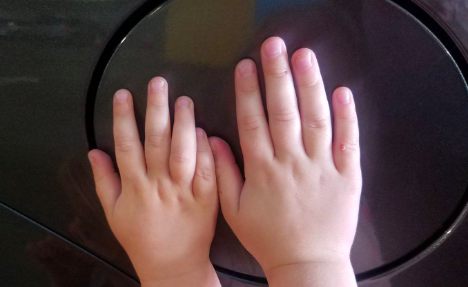 Kristen Bell Shared Her Genius ‘Mom Hack’ She Uses To Keep Her Kids Safe