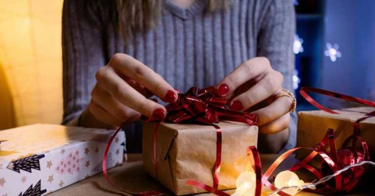 Christmas Gifts Are Better Received When They Are Terribly Wrapped, Study Finds