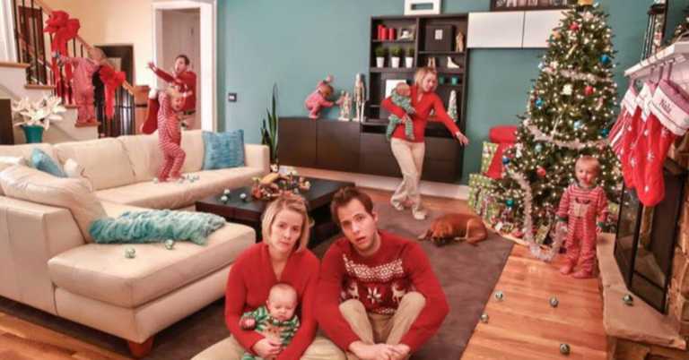 Dad Ditches ‘Traditional’ Christmas Card To Show The Real ‘Chaos Of Parenting’