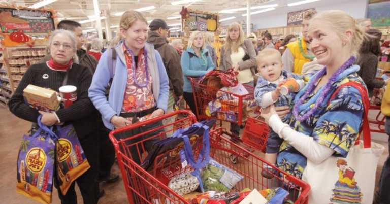 How Much Do Trader Joe’s Employee Make?