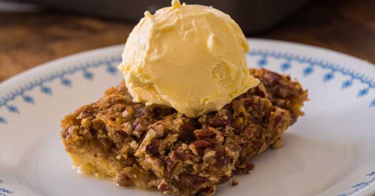 Gingerbread Dump Cake