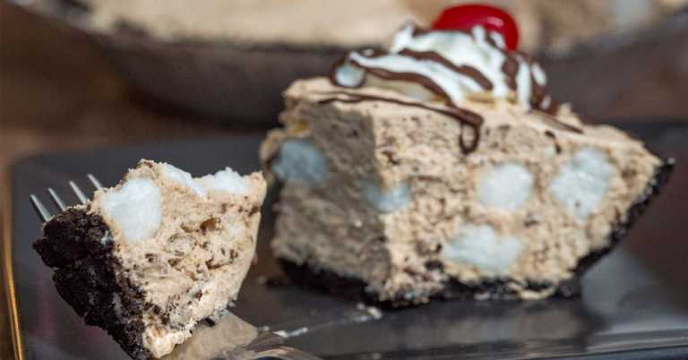 No-Bake Rocky Road Cheesecake