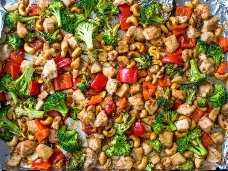 Quick and Easy Sheet Pan Cashew Chicken