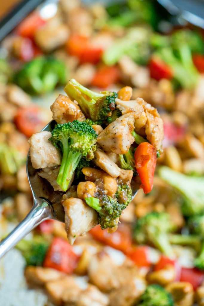 Sheet Pan Cashew Chicken | 12 Tomatoes