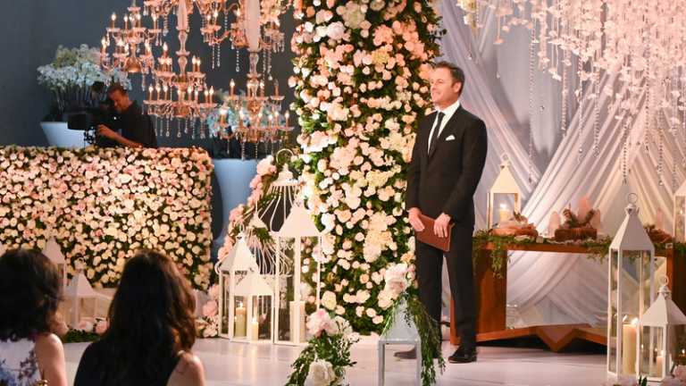 You Can Have Chris Harrison Officiate Your Wedding At The Bachelor Mansion