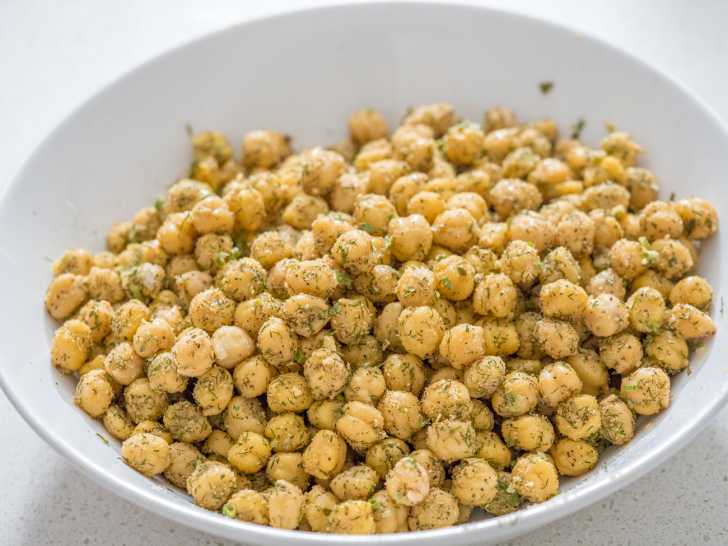 Garlic-Parsley Crispy Chickpeas