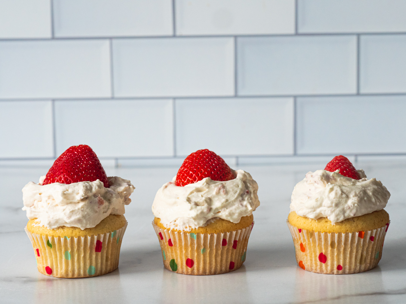 Strawberry Shortcake Cupcakes 12 Tomatoes