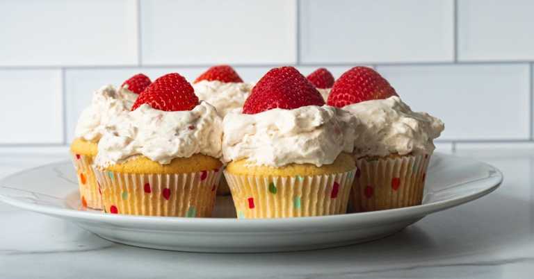 Strawberry Shortcake Cupcakes
