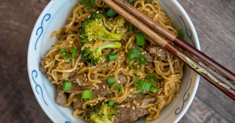 5 Mouth-Watering Meals That Use Instant Ramen Noodles