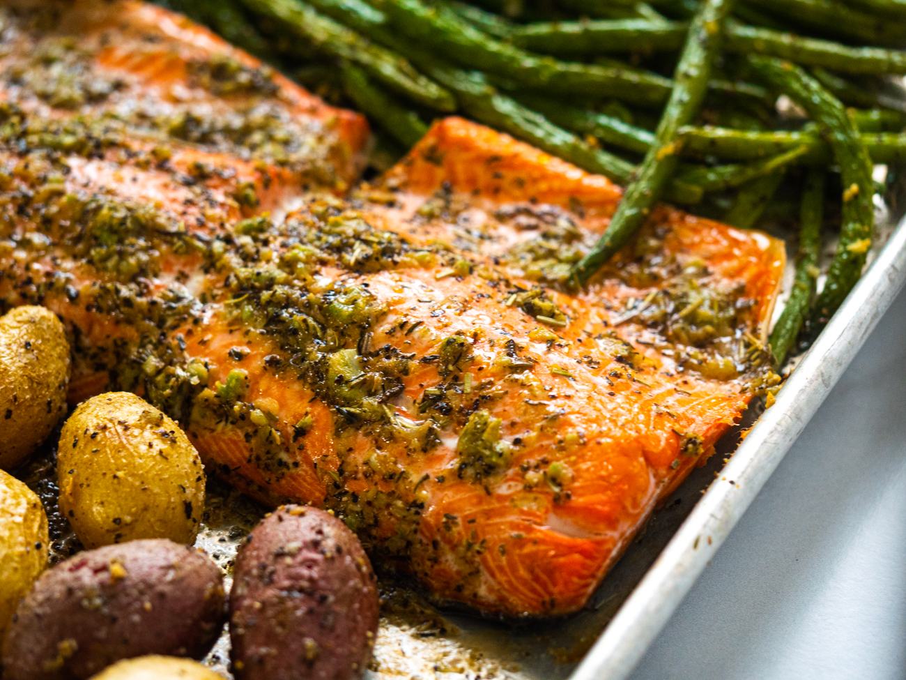 Garlic Butter Salmon Sheet Pan Dinner 12 Tomatoes