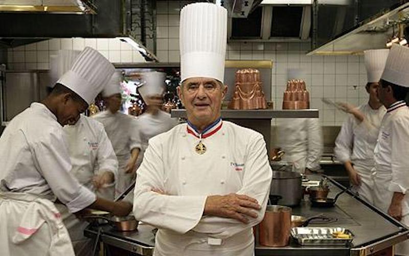 hat chefs wear