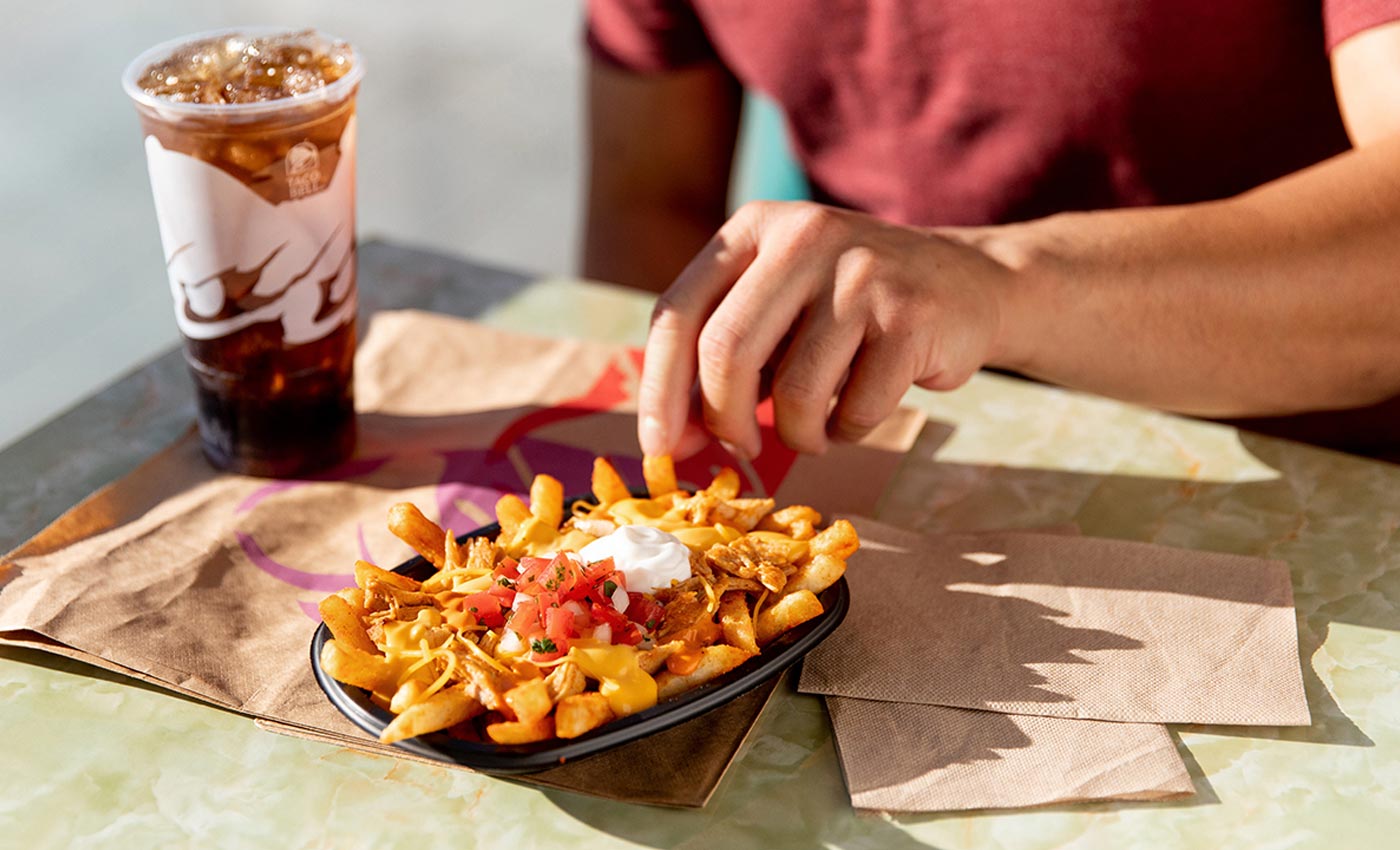 Taco Bell Is Releasing Buffalo Chicken Nacho Fries 12 Tomatoes