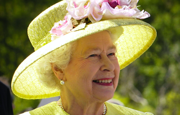 Buckingham Palace Is Hiring A Sous Chef With Live-In Amenities