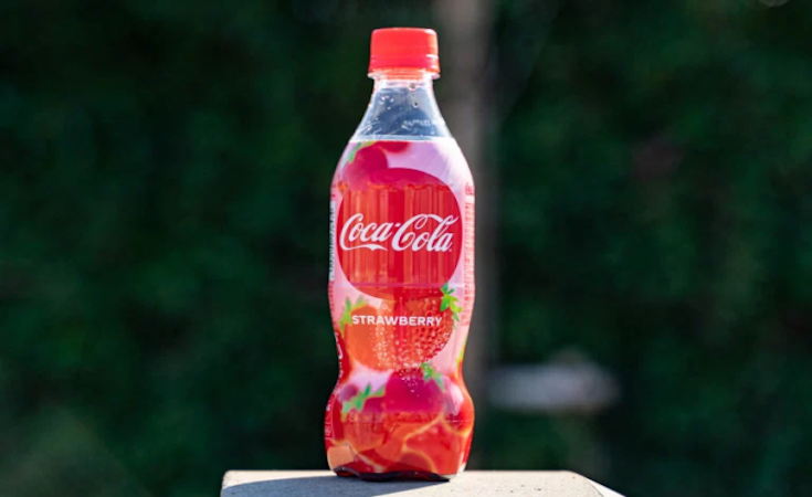 Coca-Cola Released A Strawberry Flavor Soda In Japan And It Needs To Come Stateside