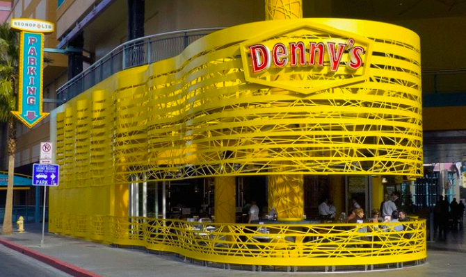 You Can Get Married For Free This Valentine’s Day At Denny’s Las Vegas