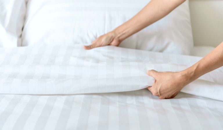 Why You Should Make Your Bed With Damp Sheets