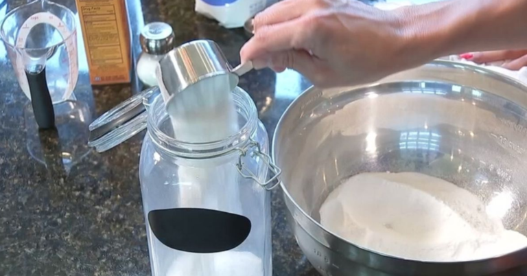 You Can Make Your Own Laundry Detergent With Just 3 Ingredients