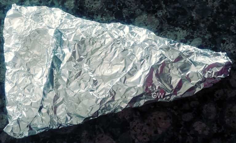 Why You Should Never Wrap Your Leftovers In Foil