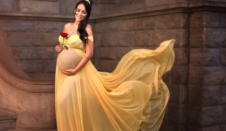 Photographer Transforms Pregnant Women Into Disney Princesses