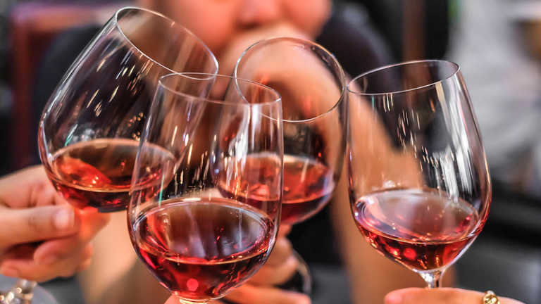 Many Restaurants And Bars Can Now Offer Alcohol Delivery