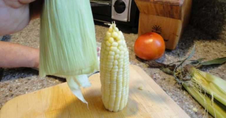 The Fastest Way To Shuck Corn Using A Microwave