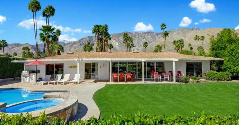 Walt Disney’s “Technicolor Dream Home” Is On the Market