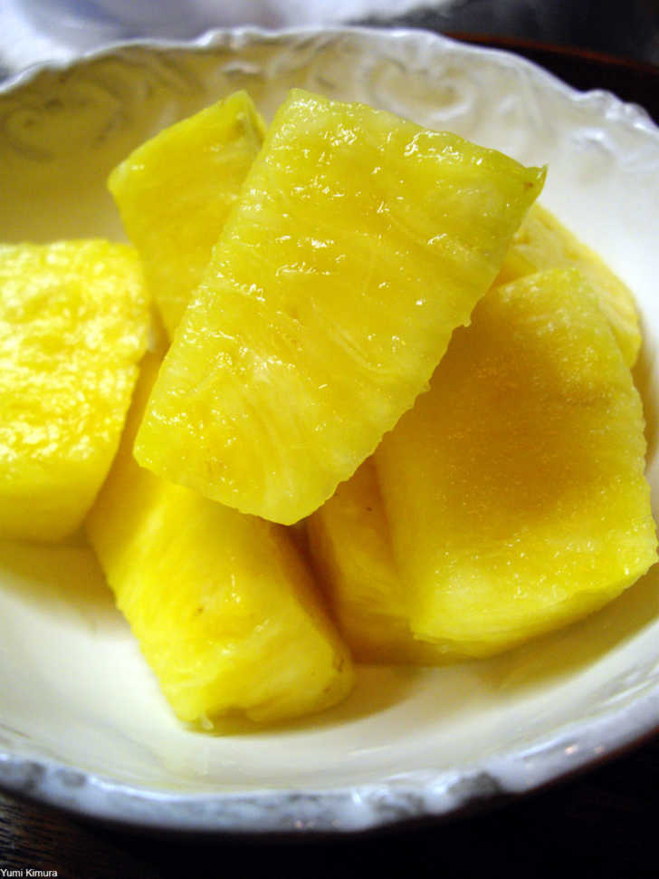 chopped pineapple