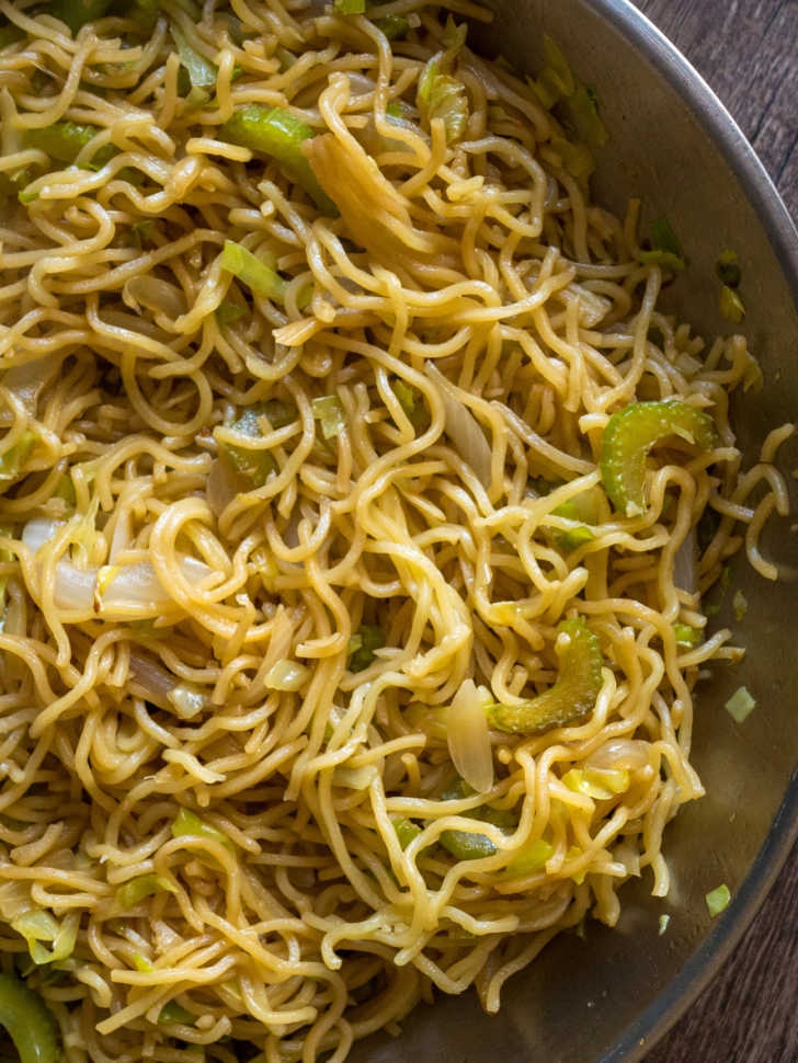 Copycat Panda Express Chow Mein | 12 Tomatoes