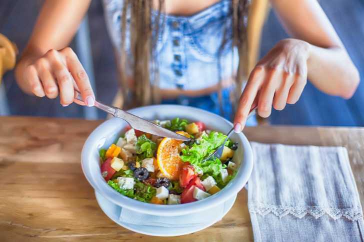 How To Make A Salad You Ll Actually Enjoy Eating 12 Tomatoes