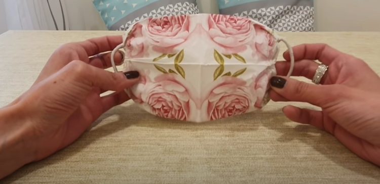 How To Make A Disposable No-Sew Face Mask Using A Napkin