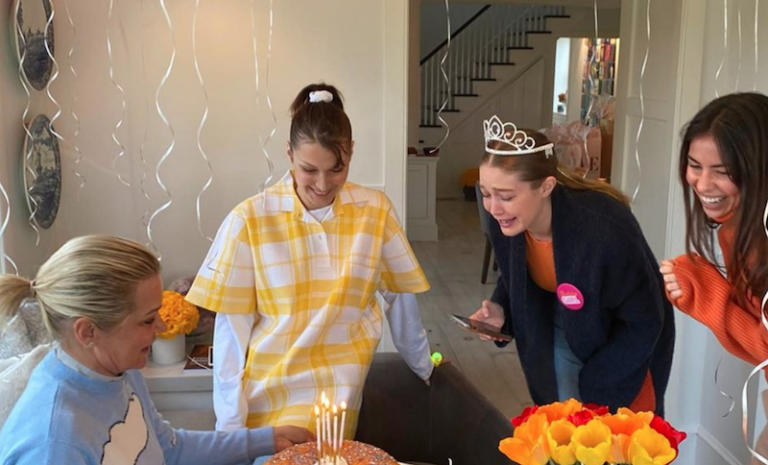 Gigi Hadid Had A Bagel Birthday Cake For Her 25th Birthday And I’m Jealous