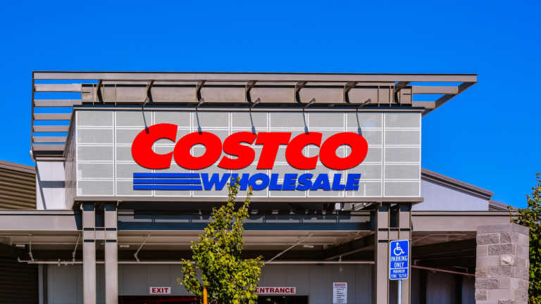 All Costco Customers Will Be Required To Wear A Face