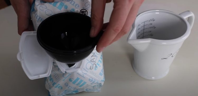 How To Turn Baby Wipes Into Hand Sanitizing Wipes