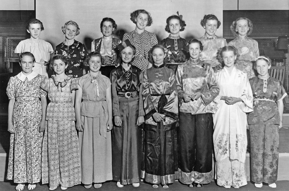 1934 homemade pajamas contest put on by 4-H